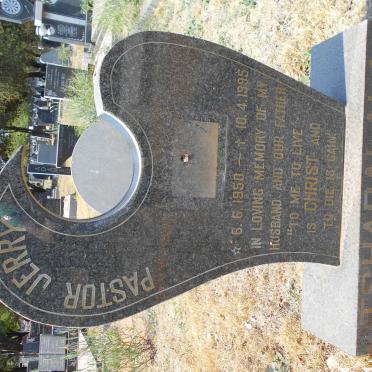 TSHABALALA Jerry 1950-1995