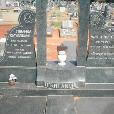 TERBLANCHE Martha Maria nee PELSER 1898-1971 ::  NEL Johanna Catharina nee TALJAARD 1931-1992