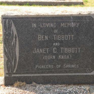 TIBBOTT Ben &amp; Janet C. KNOX