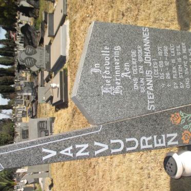 VUUREN Roedolf Johannes, van 1963-1995 :: VAN VUUREN Stefanus Johannes 1971-1992