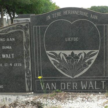 WALT Sarel Jacobus, van der 1914-19?? &amp; Mollie 1917-1979