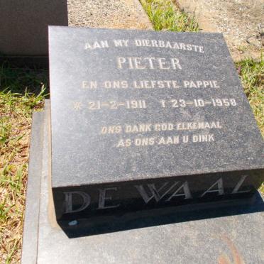 WAAL Pieter, de 1911-1958 &amp; Marie 1910-1982