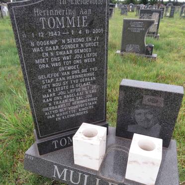 MULLER Tommie 1943-2005