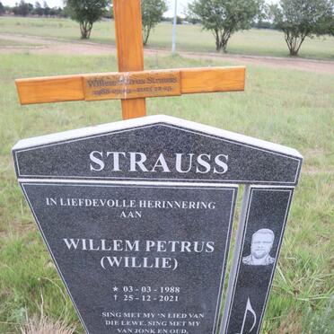 STRAUSS Willem Petrus 1988-2021
