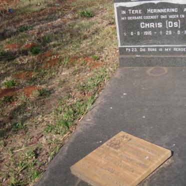 BOTHA Chris 1916-1986 & Etha VILJOEN 1917-2003_1