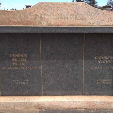 ENGELBRECHT Hendrik Willem 1953-2010 &amp; Catherine 1955-2016