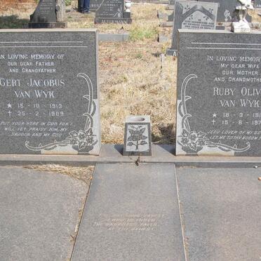 WYK Gert Jacobus, van 1913-1989 &amp; Ruby Olive 1918-1977