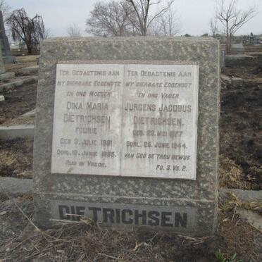 DIETRICHSEN Jurgens Jacobus 1877-1944 &amp; Dina Maria FOURIE 1881-1955