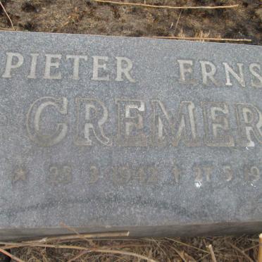 CREMER Pieter Ernst 1942-1942