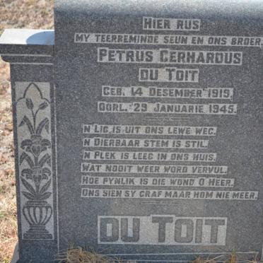 TOIT Petrus Gerhardus, du 1919-1945