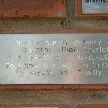 CARRICK Dorothy Lilian 1924-2001