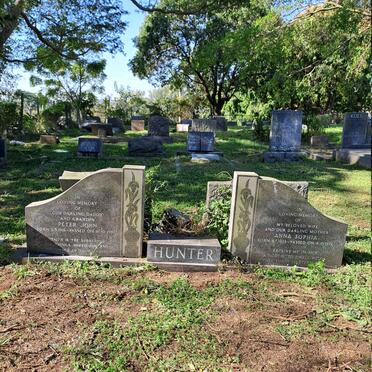 HUNTER Peter John 1918-1986 :: HUNTER Anna Sophia 1926-1971_1