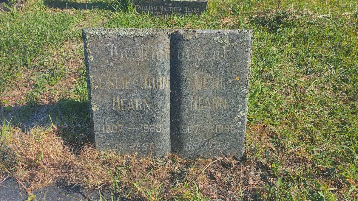 HEARN Leslie John 1907-1988 & Beth 1907-1995