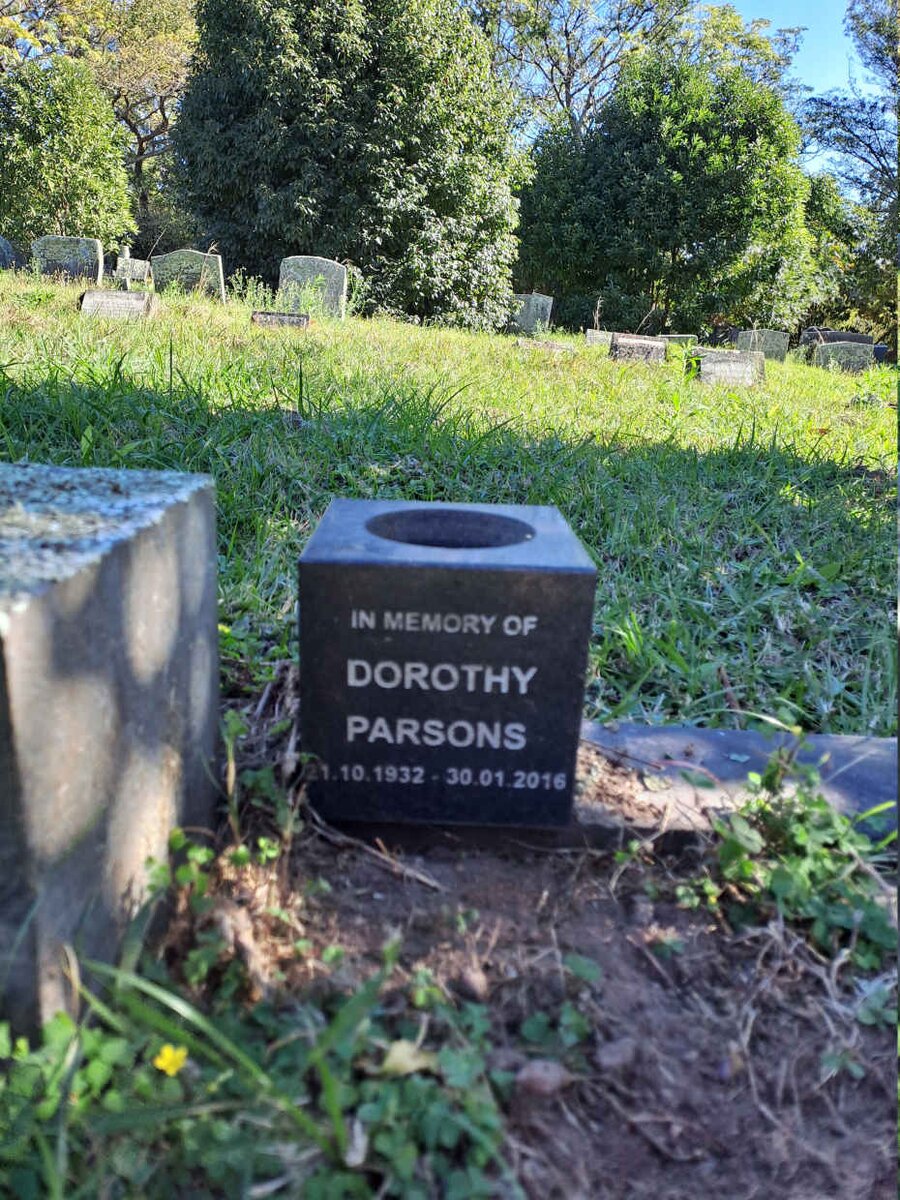 PARSONS Dorothy 1932-2016