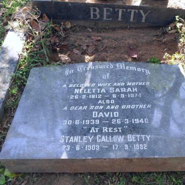 BETTY Stanley Callow 1909-1992 &amp; Neletta Sarah 1912-1974 :: BETTY David 1939-1940