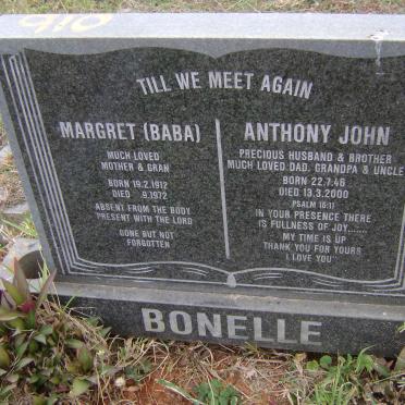BONELLE Margret 1912-1972 :: BONELLE Anthony John 1946-2000