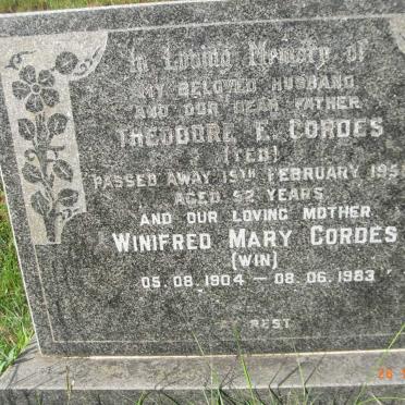 CORDES Theodore E. -1958 &amp; Winifred Mary 1904-1983