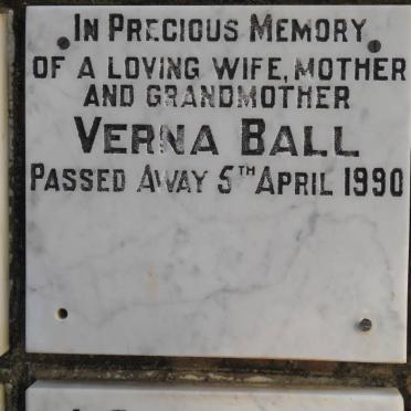 BALL Verna -1990