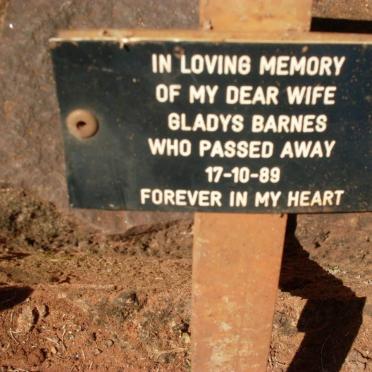 BARNES Gladys 1921-1989