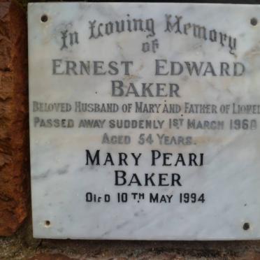 BAKER Ernest Edward -1960 &amp; Mary Pearl -1994