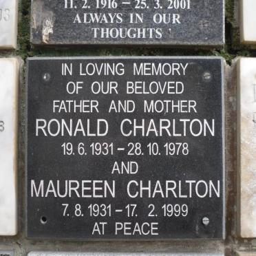 CHARLTON Ronald 1931-1978 &amp; Maureen 1931-1999