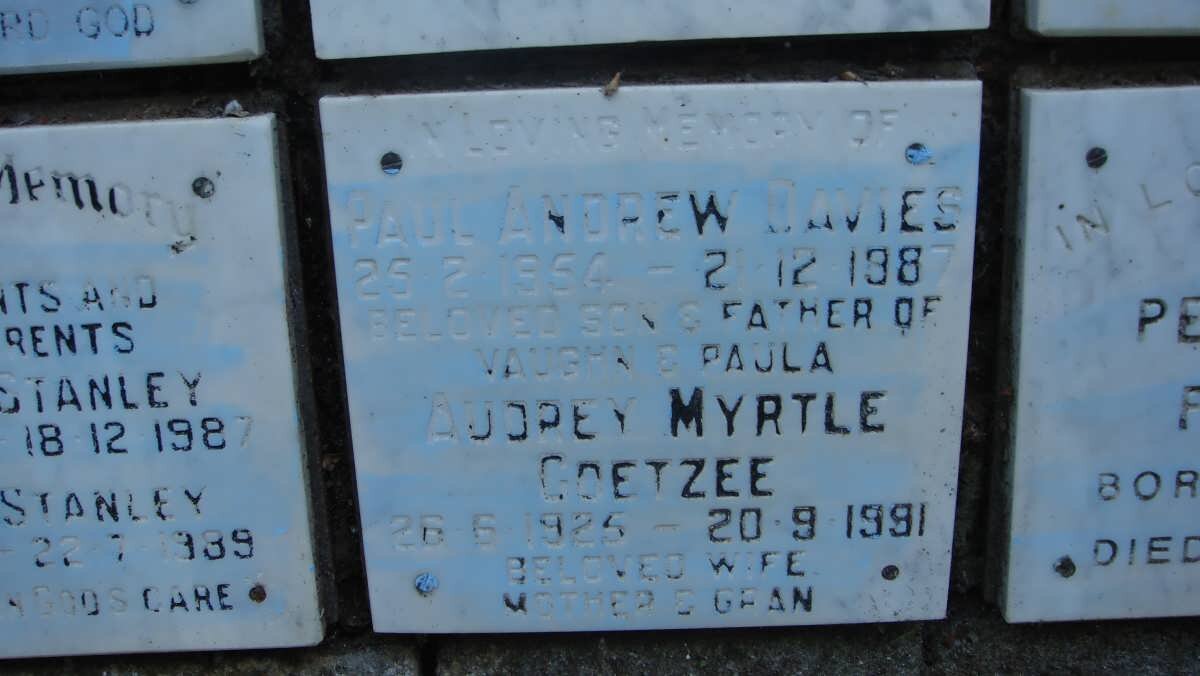 DAVIES Paul Andrew 1954-1987 :: COETZEE Audrey Myrtle 1925-1991