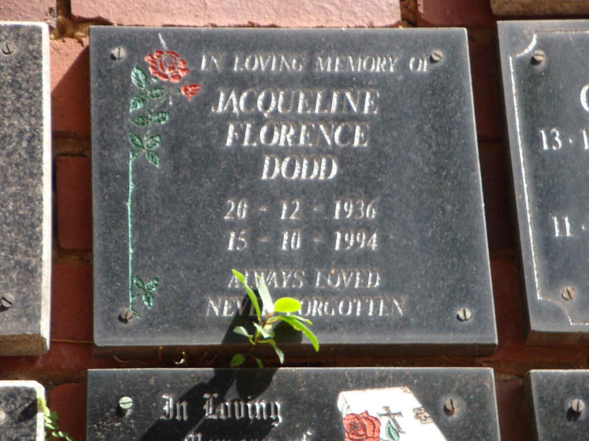 DODD Jacqueline Florence 1936-1994