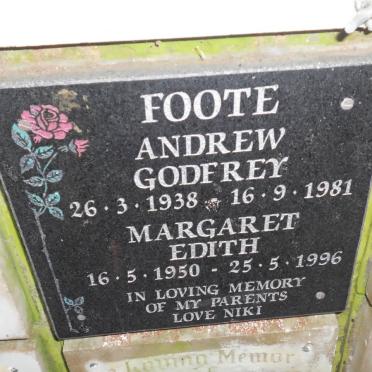 FOOTE Andrew Godfrey 1938-1981 &amp; Margaret Edith 1950-1996