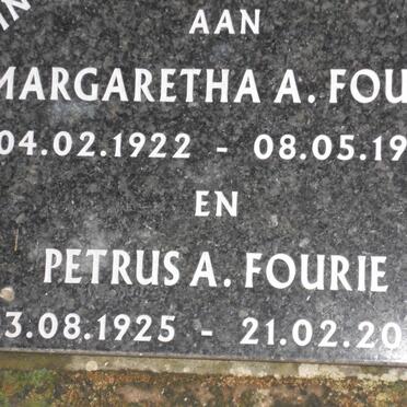 FOURIE Petrus A. 1925-2007 &amp; Margaretha A. 1922-1990