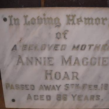 HOAR Annie Maggie -1970