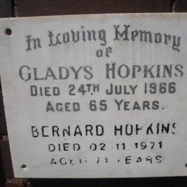 HOPKINS Bernard -1971 &amp; Gladys -1966