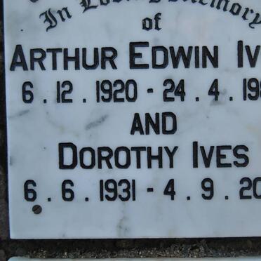 IVES Arthur Edwin 1920-1988 &amp; Dorothy 1931-2010