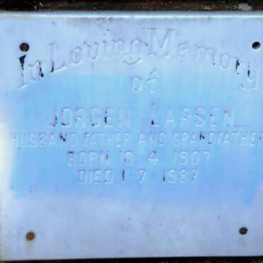 LARSEN Jorgen 1907-1987