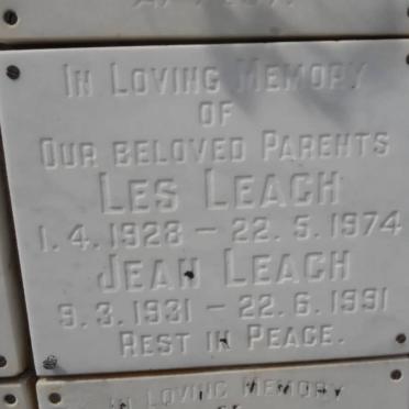 LEACH Les 1928-1974 &amp; Jean 1931-1991