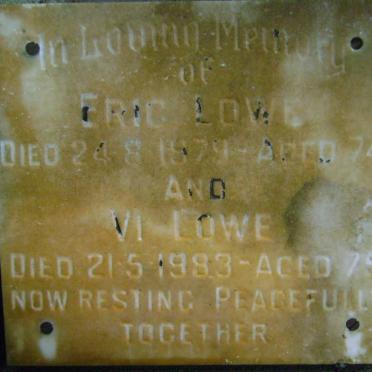 LOWE Eric -1979 &amp; Vi -1983