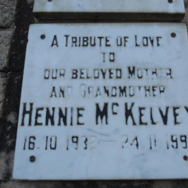 McKELVEY Hennie 1932-1990