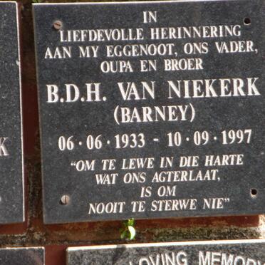 NIEKERK B.D.H., van 1933-1997