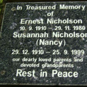 NICHOLSON Ernest 1910-1980 &amp; Susannah 1910-1999