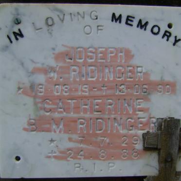 RIDINGER Joseph W. 1919-1990 &amp; Catherina B.M. 1929-1988