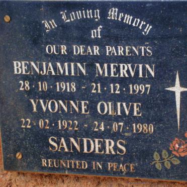 SANDERS Benjamin Mervin 1918-1997 &amp; Yvonne Olive 1922-1980