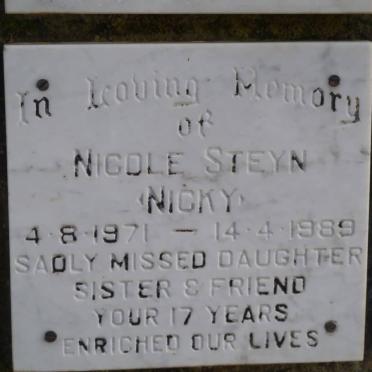 STEYN Nicole 1971-1989