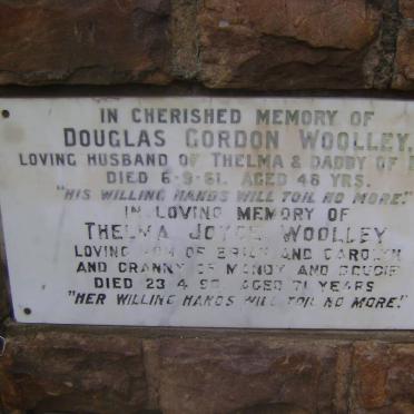 WOOLLEY Douglas Gordon -1961 &amp; Thelma Joyce -1990