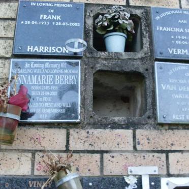 BERRY :: HARRISON :: VAN DER MERWE :: VERMAAK