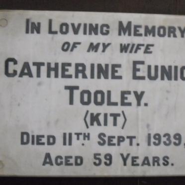 T - Vanne :: Surnames - T