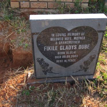 DUBE Fikile Gladys 1941-2003