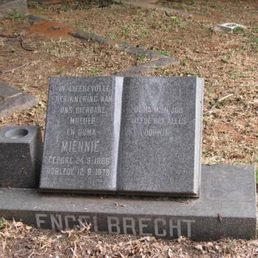 ENGELBRECHT Miennie 1886-1978