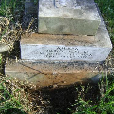 HALLORAN Aileen -1972