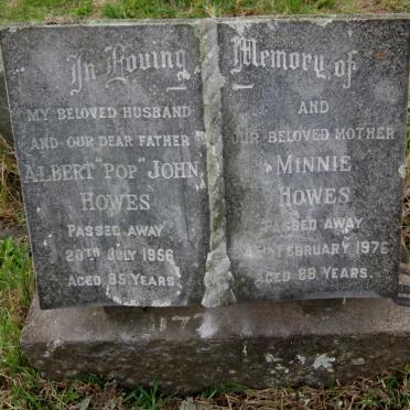 HOWES Albert John -1956 &amp; Minnie -1976