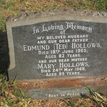 HOLLOWS Edmund -1965 &amp; Mary -1969