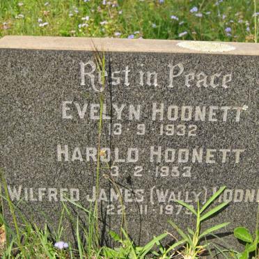 HODNETT Harold -1953 &amp; Evelyn -1932 :: HODNETT Wilfred James -1979